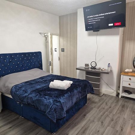 Highfields House - Free Wifi - Free Local Parking Hotel Sheffield Bagian luar foto
