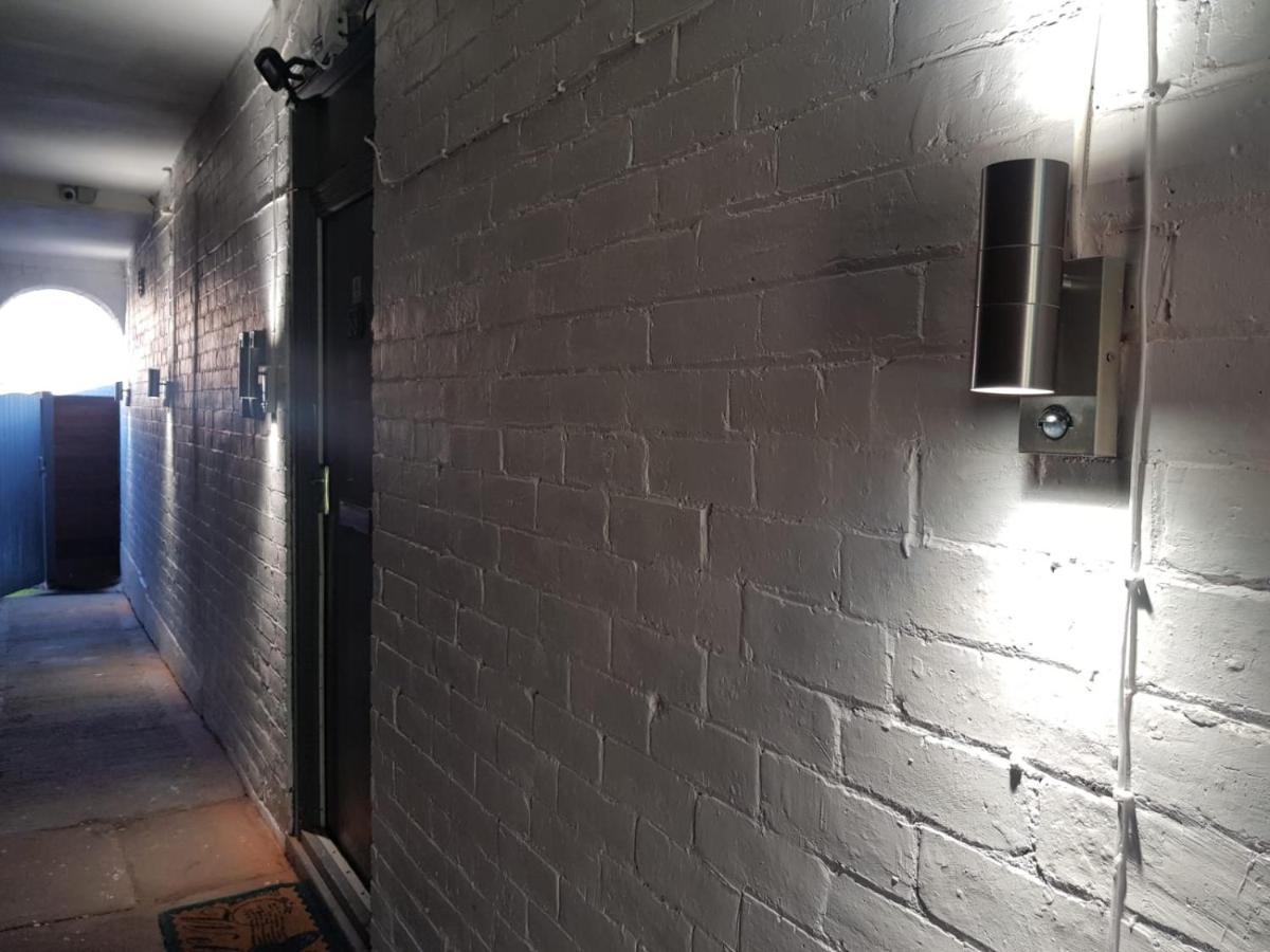 Highfields House - Free Wifi - Free Local Parking Hotel Sheffield Bagian luar foto
